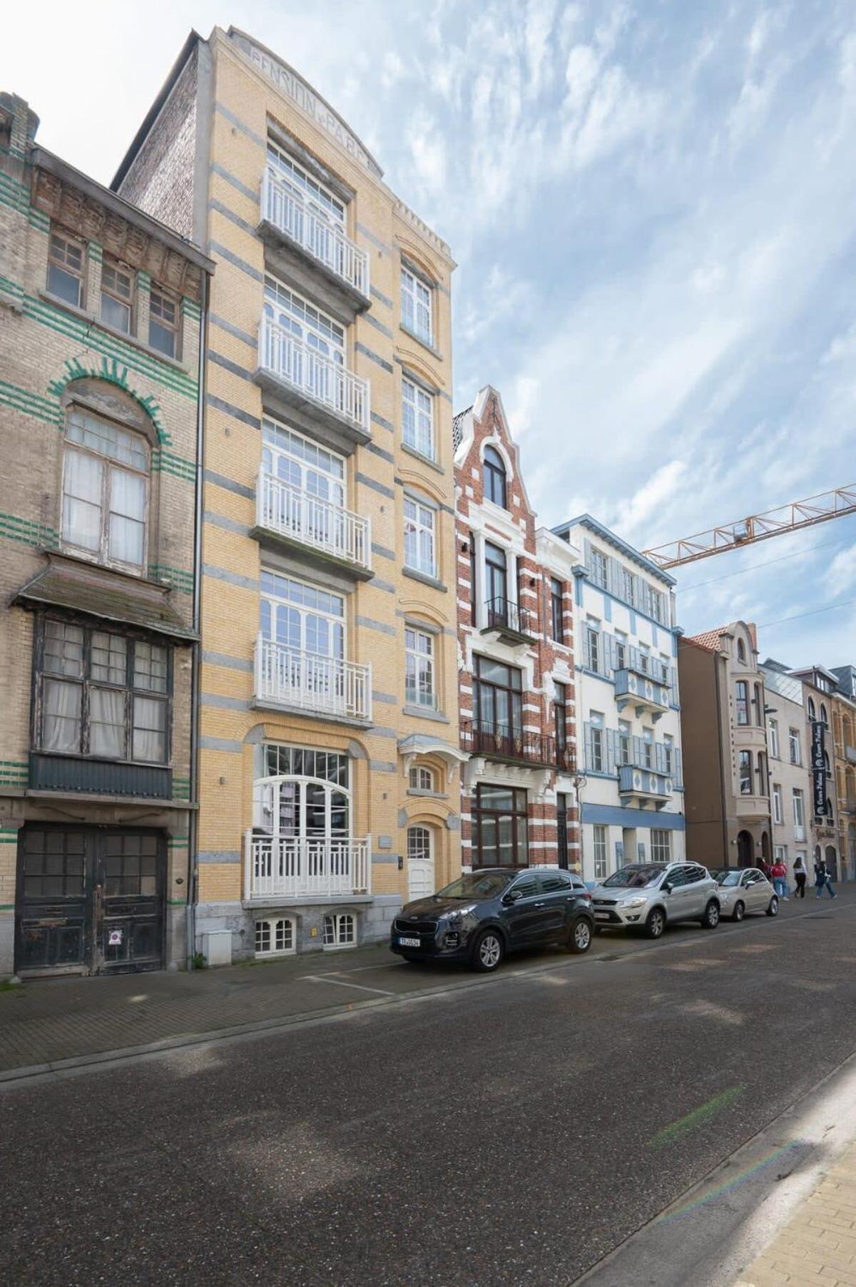 Beautiful Renovated Apartment In An Authentic Building Ostende Kültér fotó